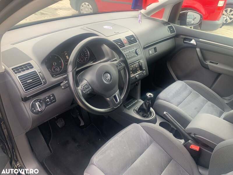 Volkswagen Touran